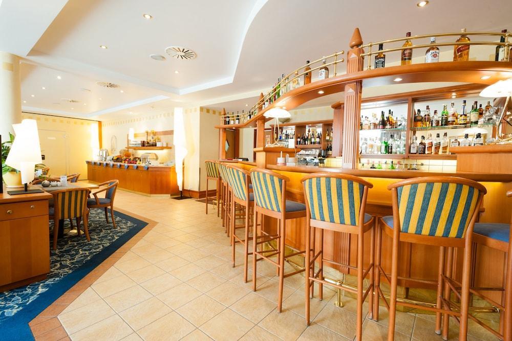 Hotel Partner Warsaw Luaran gambar